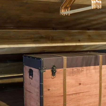 בקתה Hermoso Molino A Pie De Rio By ויגו