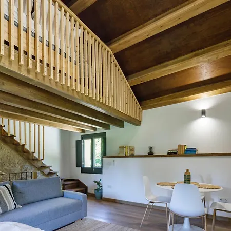 Hermoso Molino A Pie De Rio By * ויגו