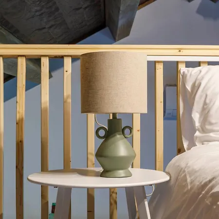 Hermoso Molino A Pie De Rio By בקתה ויגו